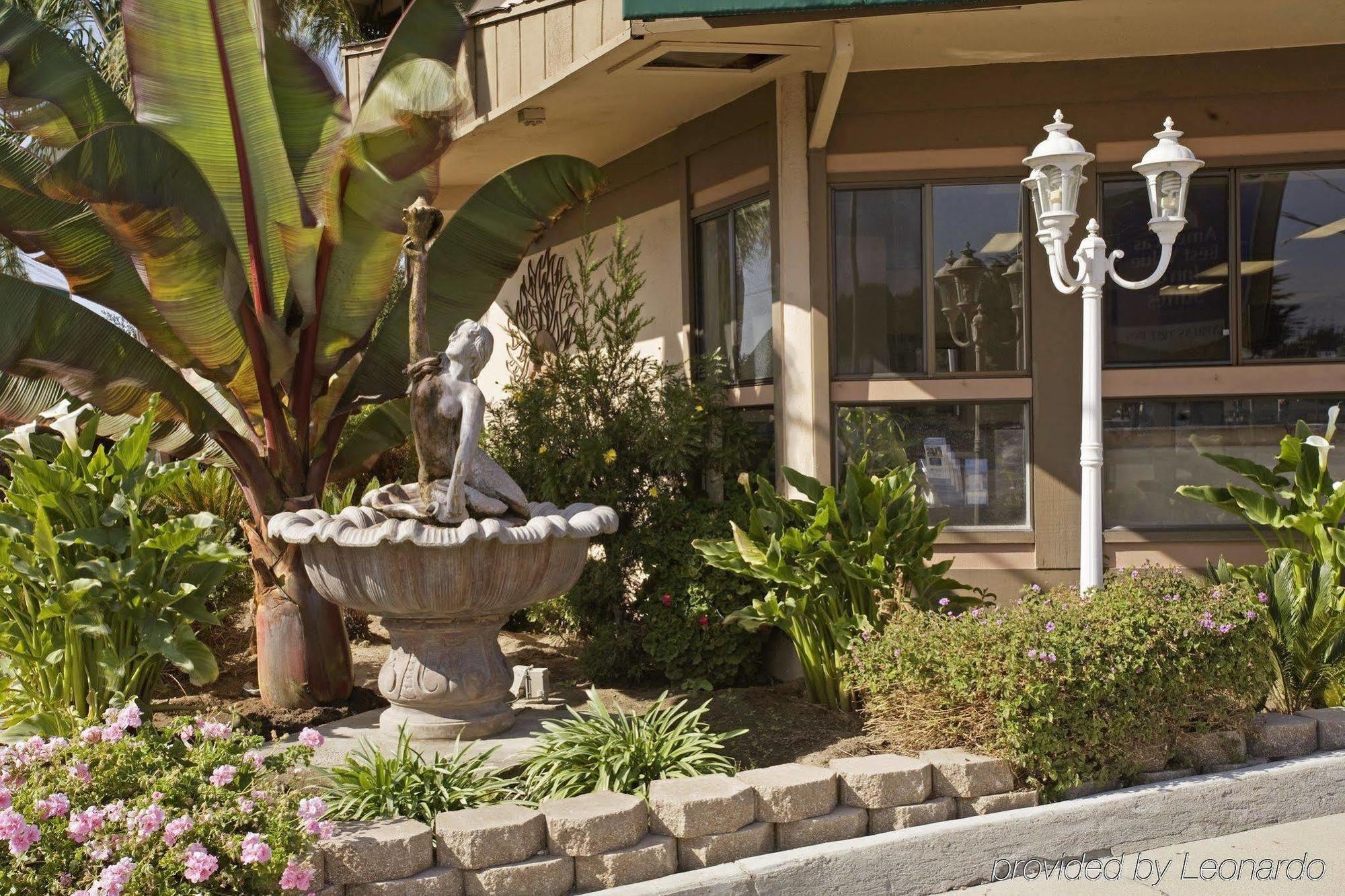 Red Roof Inn & Suites Monterey Dış mekan fotoğraf