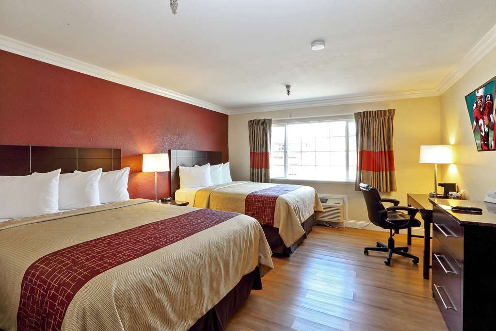 Red Roof Inn & Suites Monterey Oda fotoğraf
